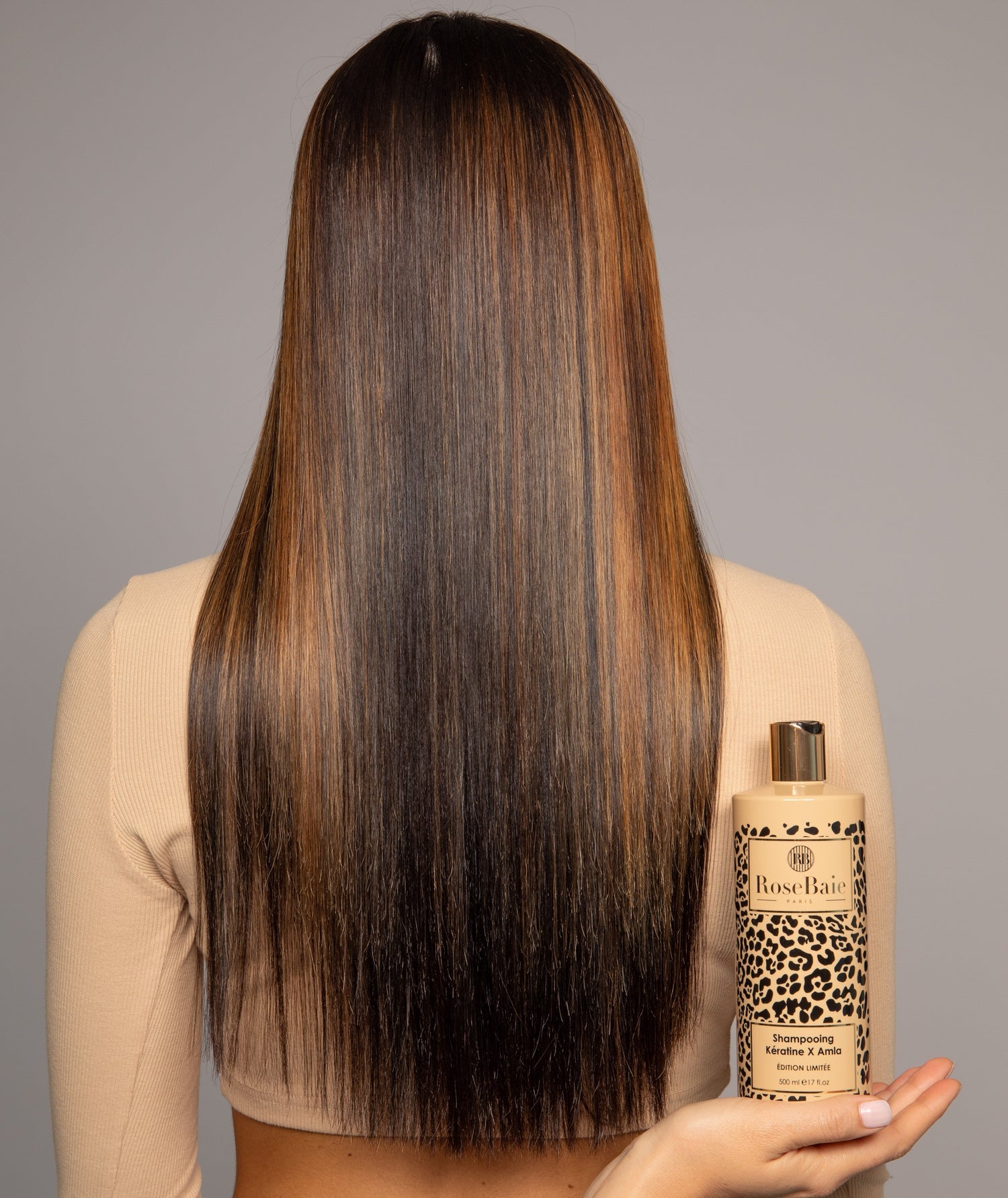 How to Keep Hair Shiny All Summer Long